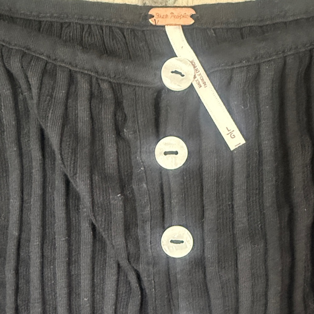 Free People Black Ribbed Button-Front Tank - Picture 2 of 3